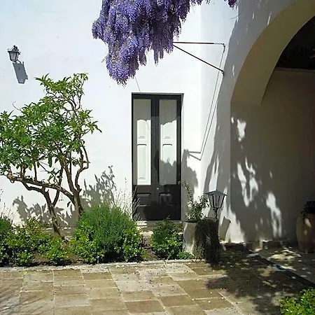 Le Due Corti Hotel Calimera (Lecce)
