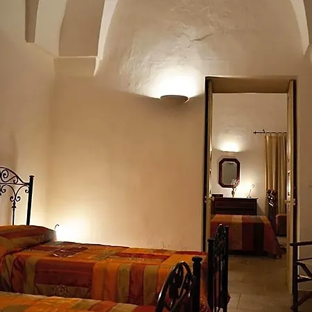 Le Due Corti 3* Calimera (Lecce)